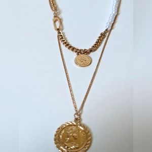 Lucky coin medallion necklace